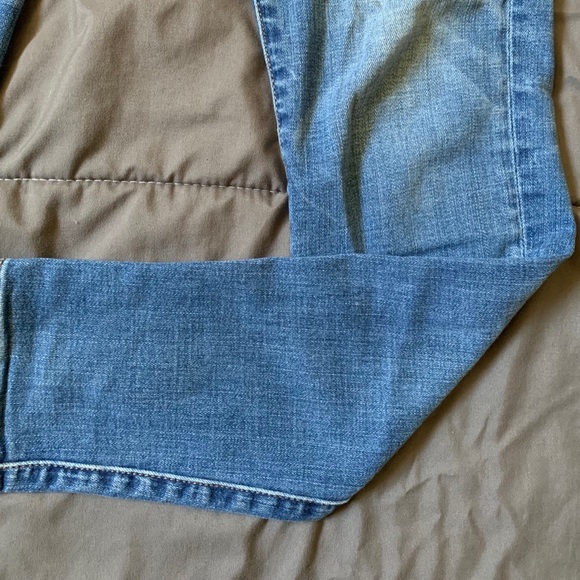 Hi-Rise Jegging - Picture 2 of 9